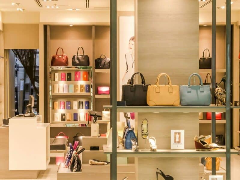 Commercial retail cleaning